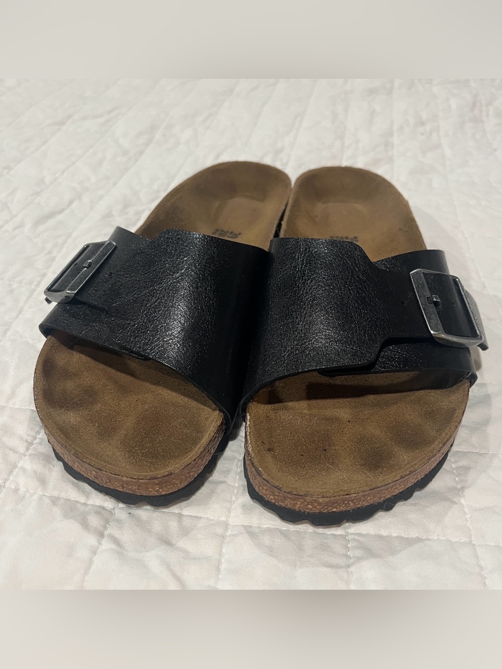 Birkenstock Black Single-Buckle Slide Sandals - Picture 2 of 3